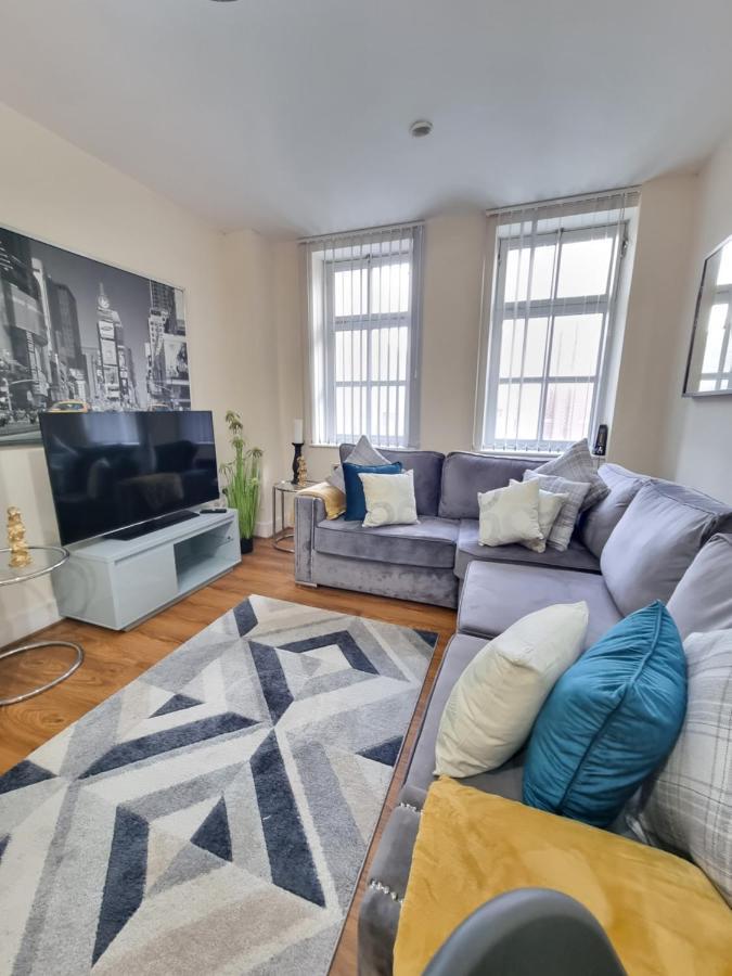 2 Bedroom - City Centre Location - Perfect For Family'S Bradford  Buitenkant foto